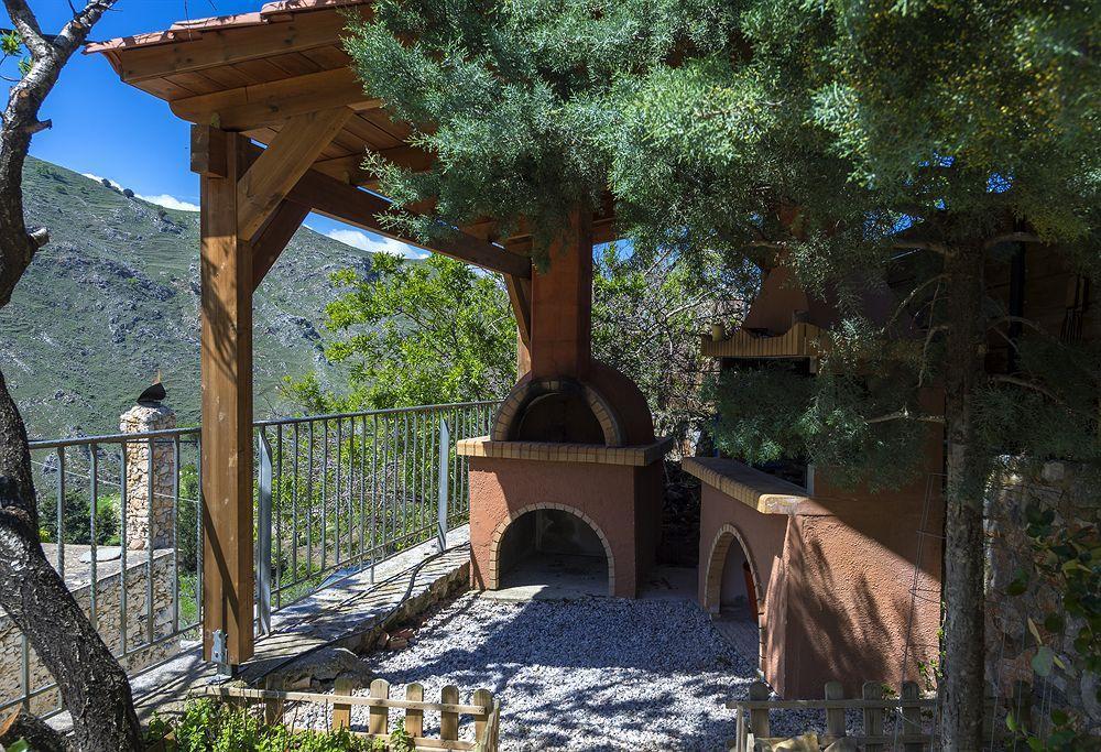 Apirathes Residence Zourva Экстерьер фото