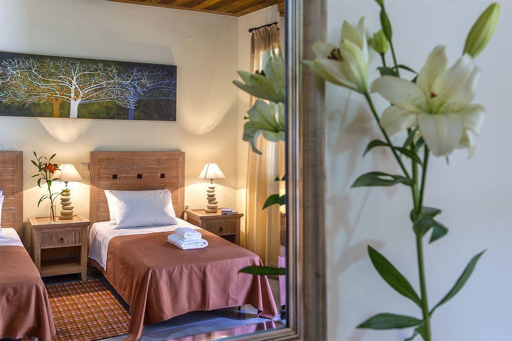 Apirathes Residence Zourva Экстерьер фото