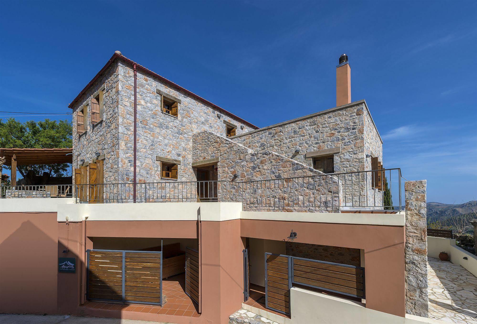 Apirathes Residence Zourva Экстерьер фото