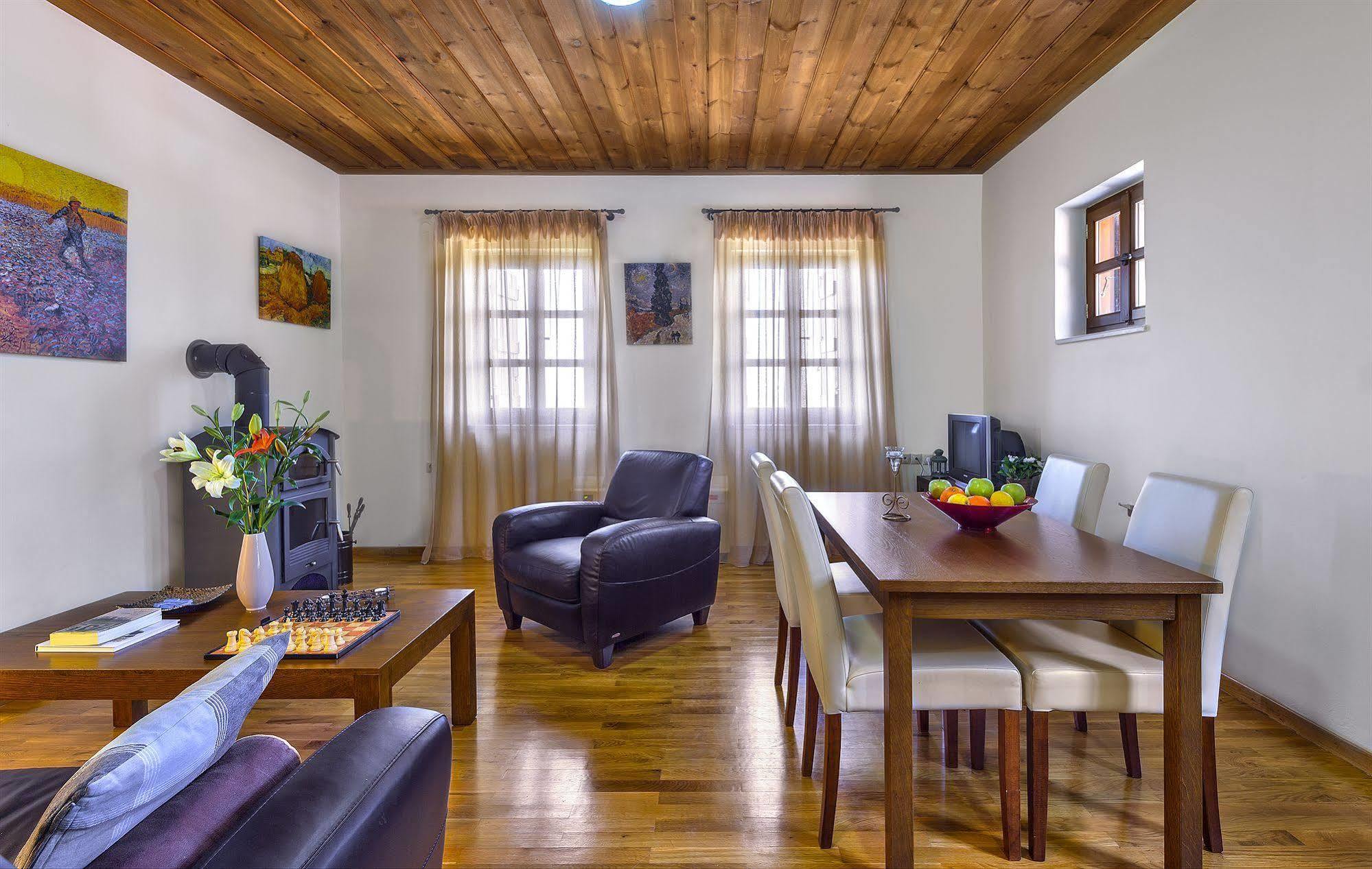 Apirathes Residence Zourva Экстерьер фото