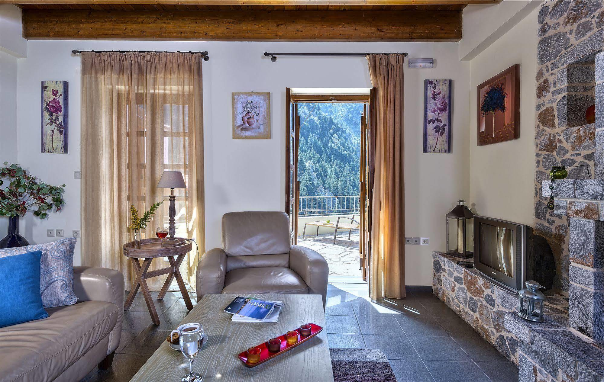 Apirathes Residence Zourva Экстерьер фото