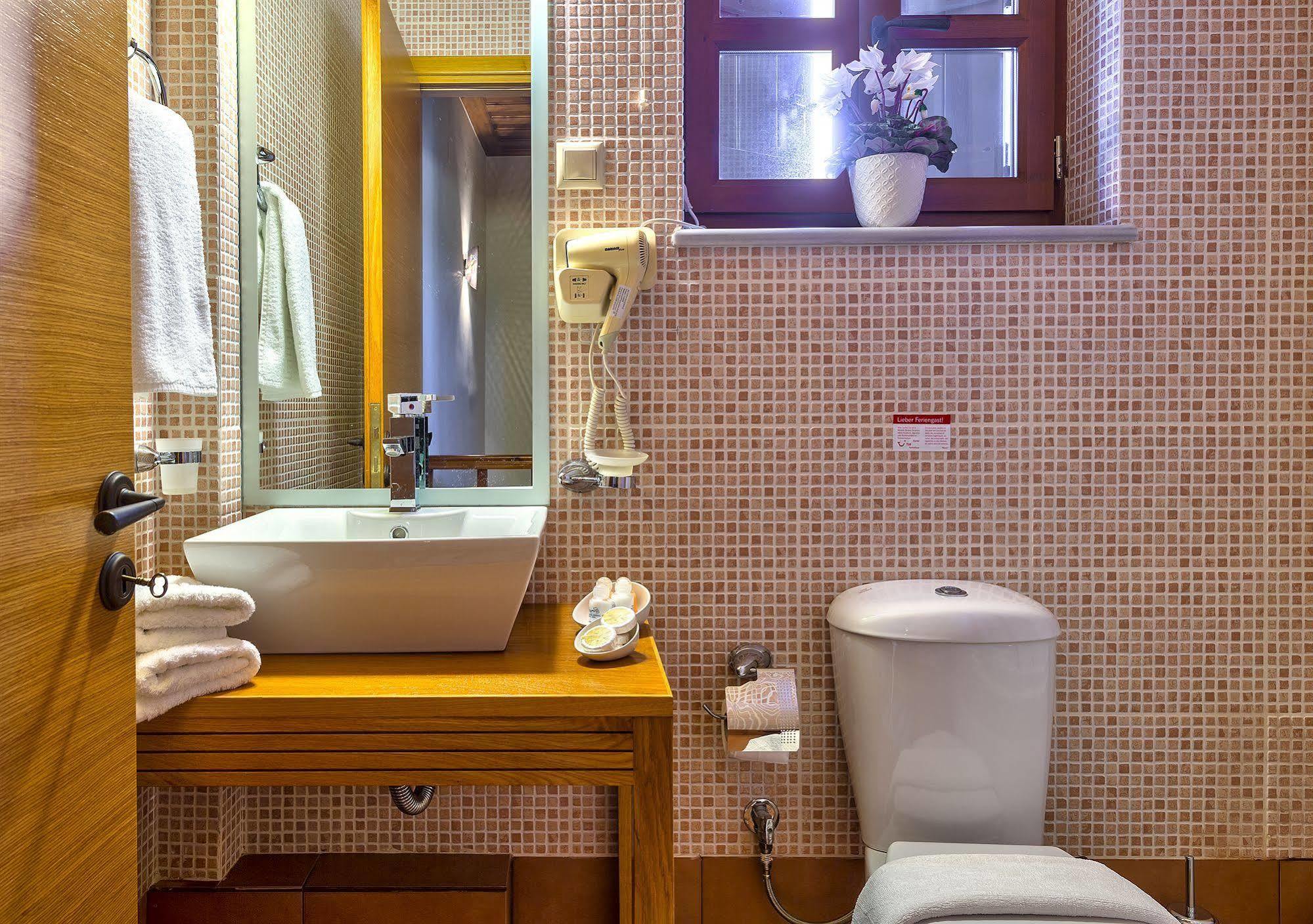 Apirathes Residence Zourva Экстерьер фото