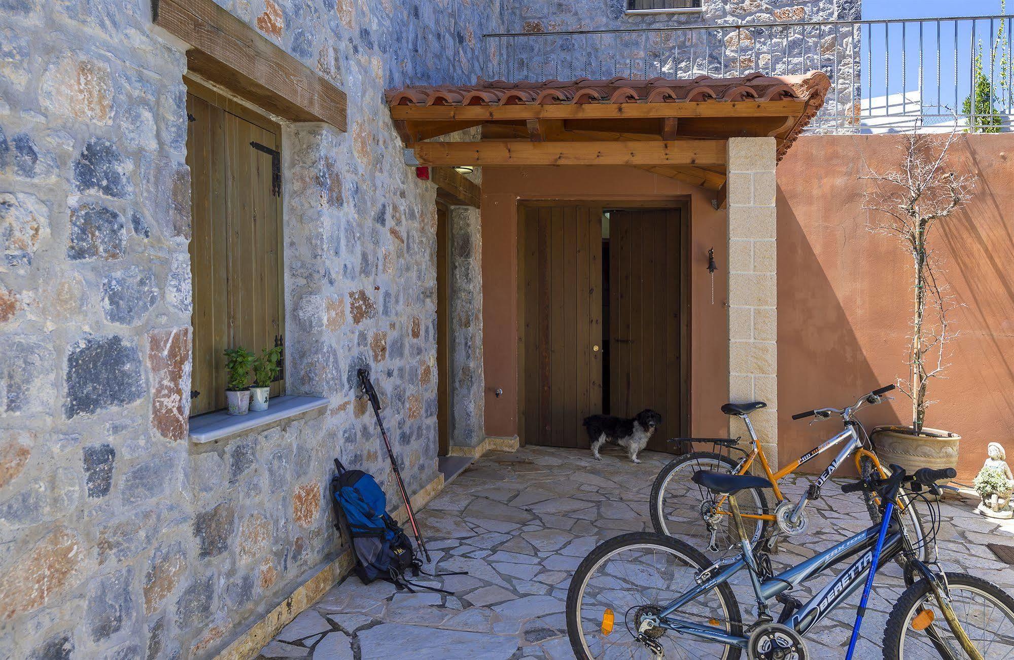Apirathes Residence Zourva Экстерьер фото