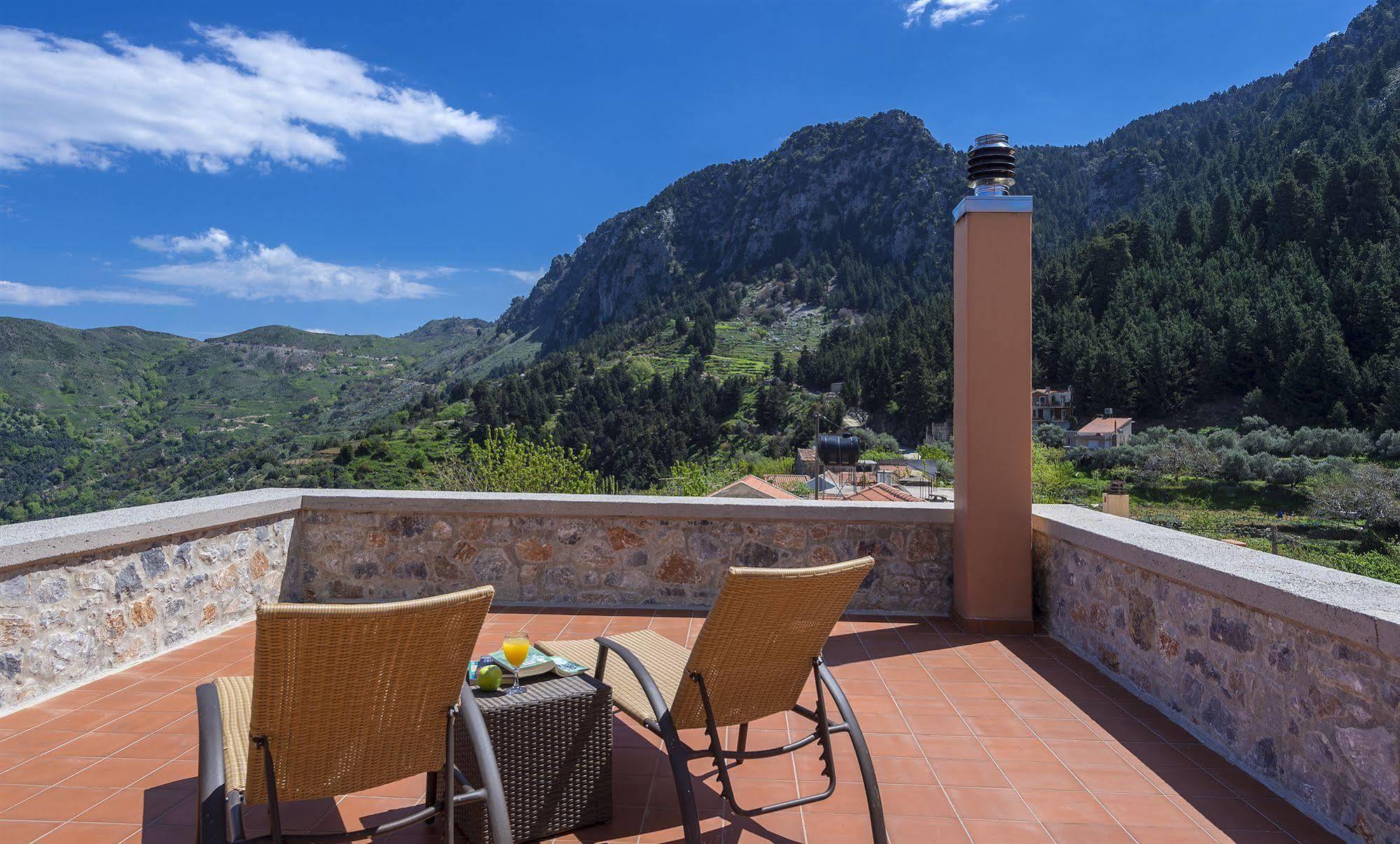 Apirathes Residence Zourva Экстерьер фото